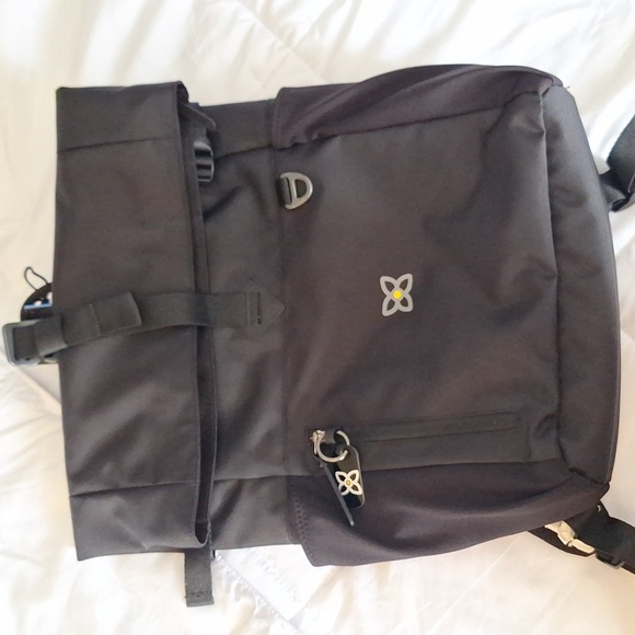 Sherpäni Cabo Black women's travel backpack anti-theft - Picture 5 of 6